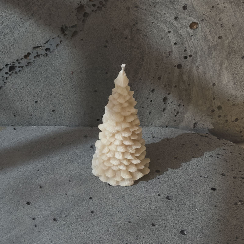 Joyful Jubilee · 13cm Beeswax Christmas Tree Candle · 28 Hours of Golden Warm Light